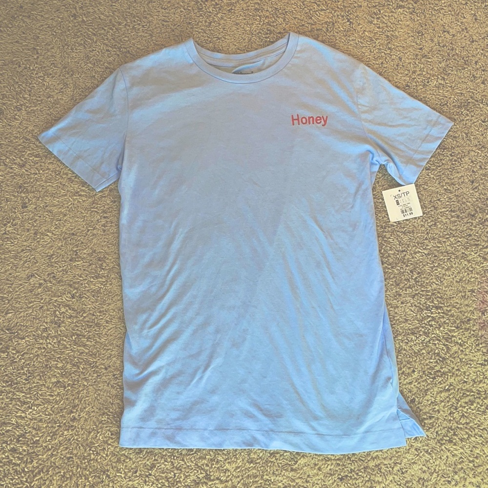 Charlotte Russe graphic Tee “Honey”